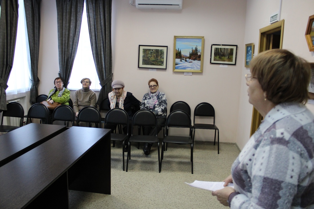 В городском музее Тейково для участников президиума городской организации ветеранов состоялась лекция на тему «Герои Отечества».