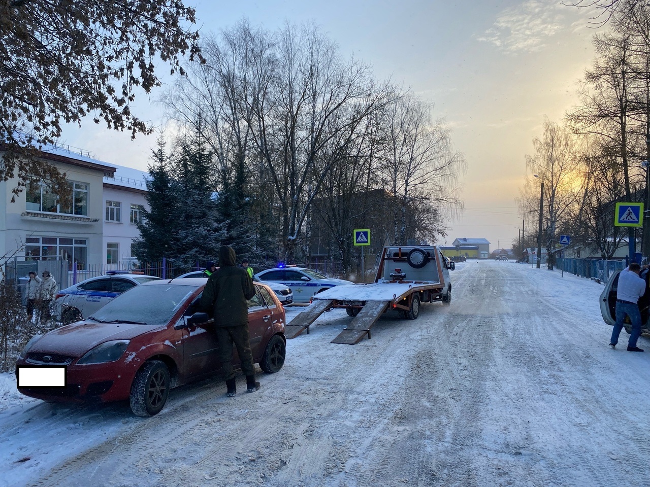 В городе Тейково сотрудники Госавтоинспекции проверили водителей на соблюдение правил перевозки детей- пассажиров..