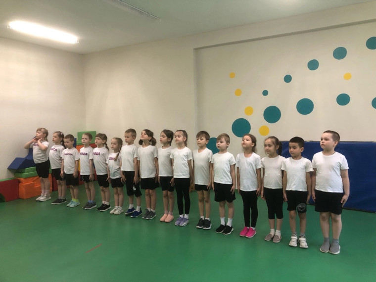Ребята из детского сада «Сказка» подготовительной группы приняли участие в спортивном празднике "ГТО - первые шаги".. Ребята из детского сада «Сказка» подготовительной группы приняли участие в спортивном празднике "ГТО - первые шаги"..