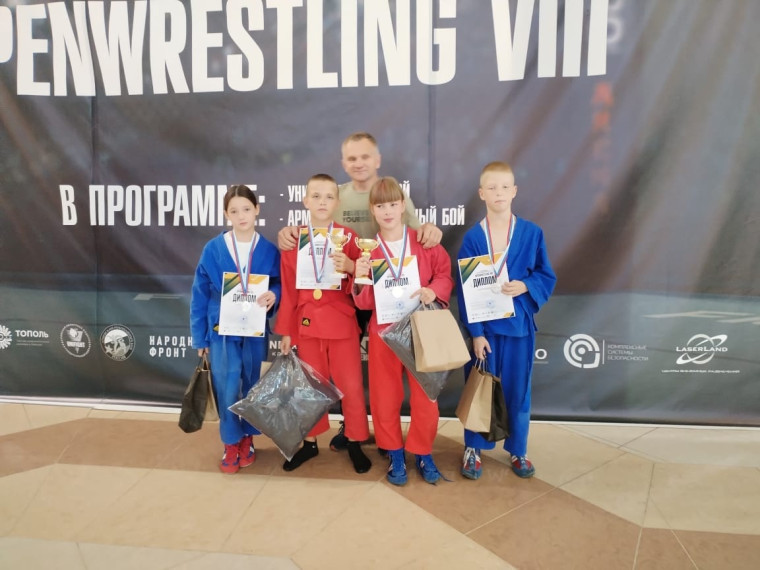 В г. Иваново прошёл спортивный праздник (в виде соревнований) для детей.. В г. Иваново прошёл спортивный праздник (в виде соревнований) для детей..