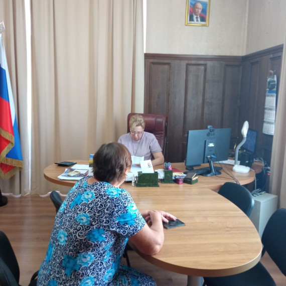 Глава городского округа Тейково Светлана Семенова провела прием граждан. Глава городского округа Тейково Светлана Семенова провела прием граждан.